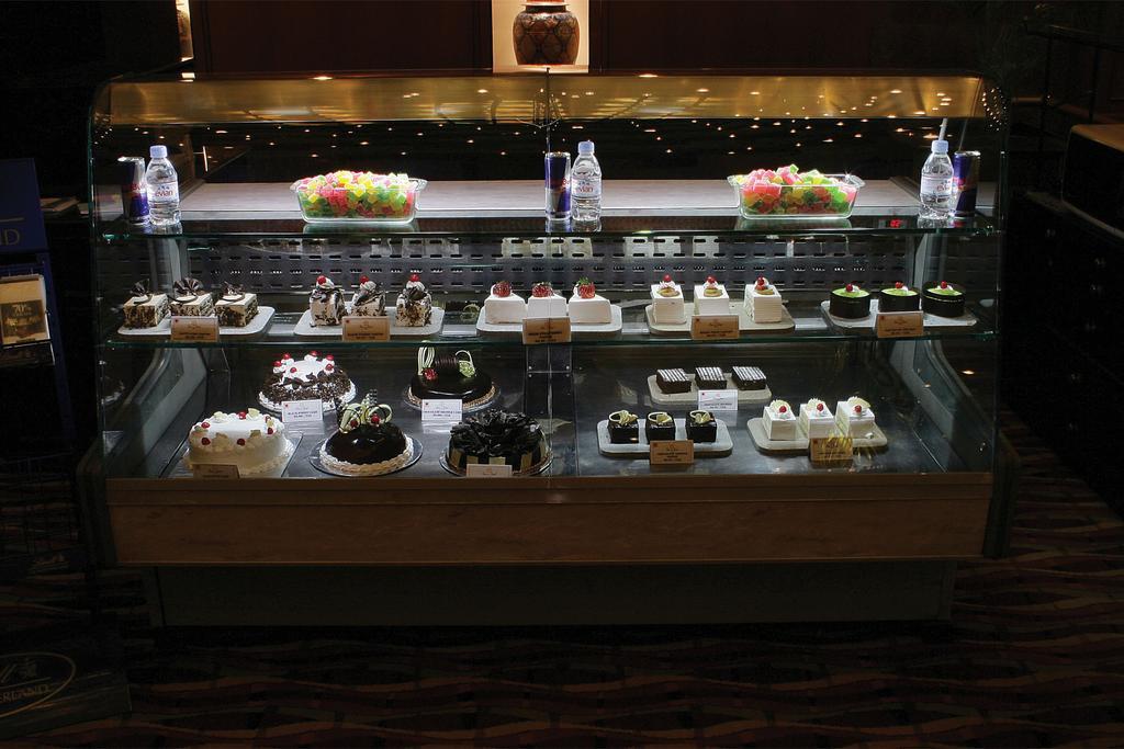 Sun-N-Sand Pune Exterior foto